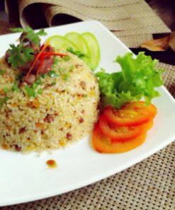 Cơm chiên bồ câu